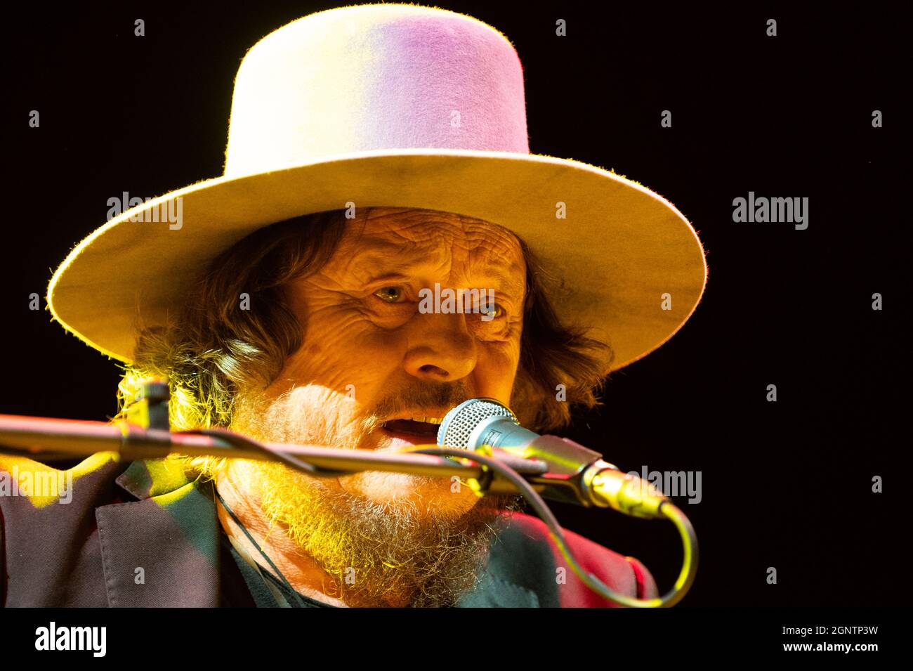 Zucchero spielt gestern Abend in Marostica (Italien) für eine spezielle Akustik-Tour Stockfoto