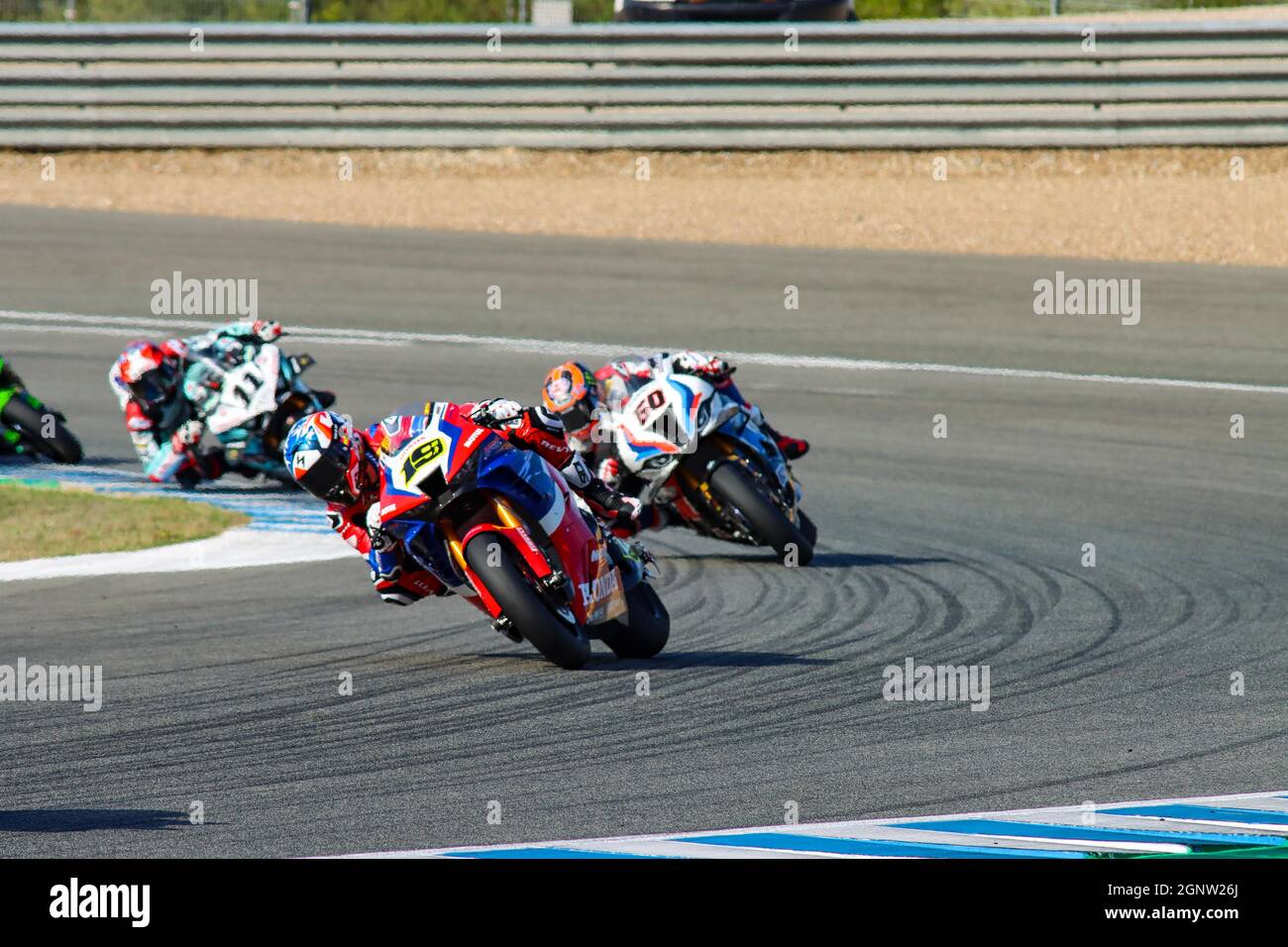 WSBK 2021 Superbike, einige der herausragenden Fahrer der Kategorie auf Rennen # 19 Alvaro Bautista # 60 Michael van der Mark Stockfoto