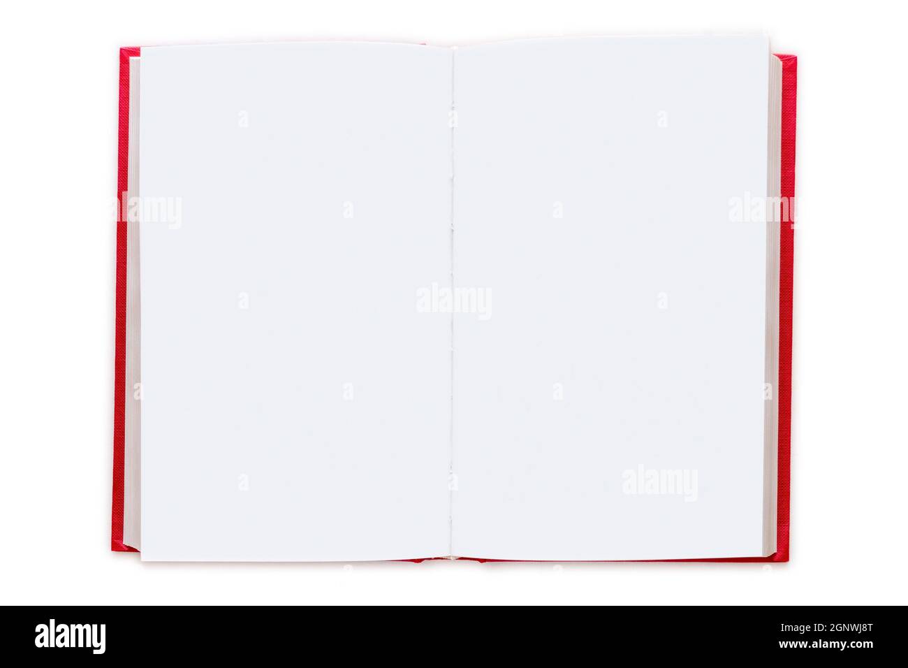Öffnen Sie ein rotes Hardcover-Buch mit leeren Seiten, die auf weißem Hintergrund isoliert sind Stockfoto