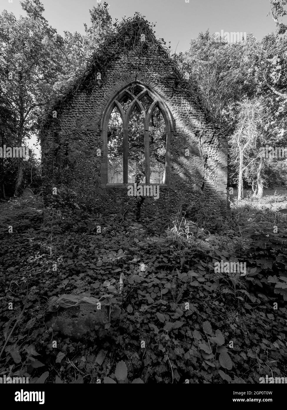 Die Ruinen der St. John's Kirche in Croxton, England Stockfoto