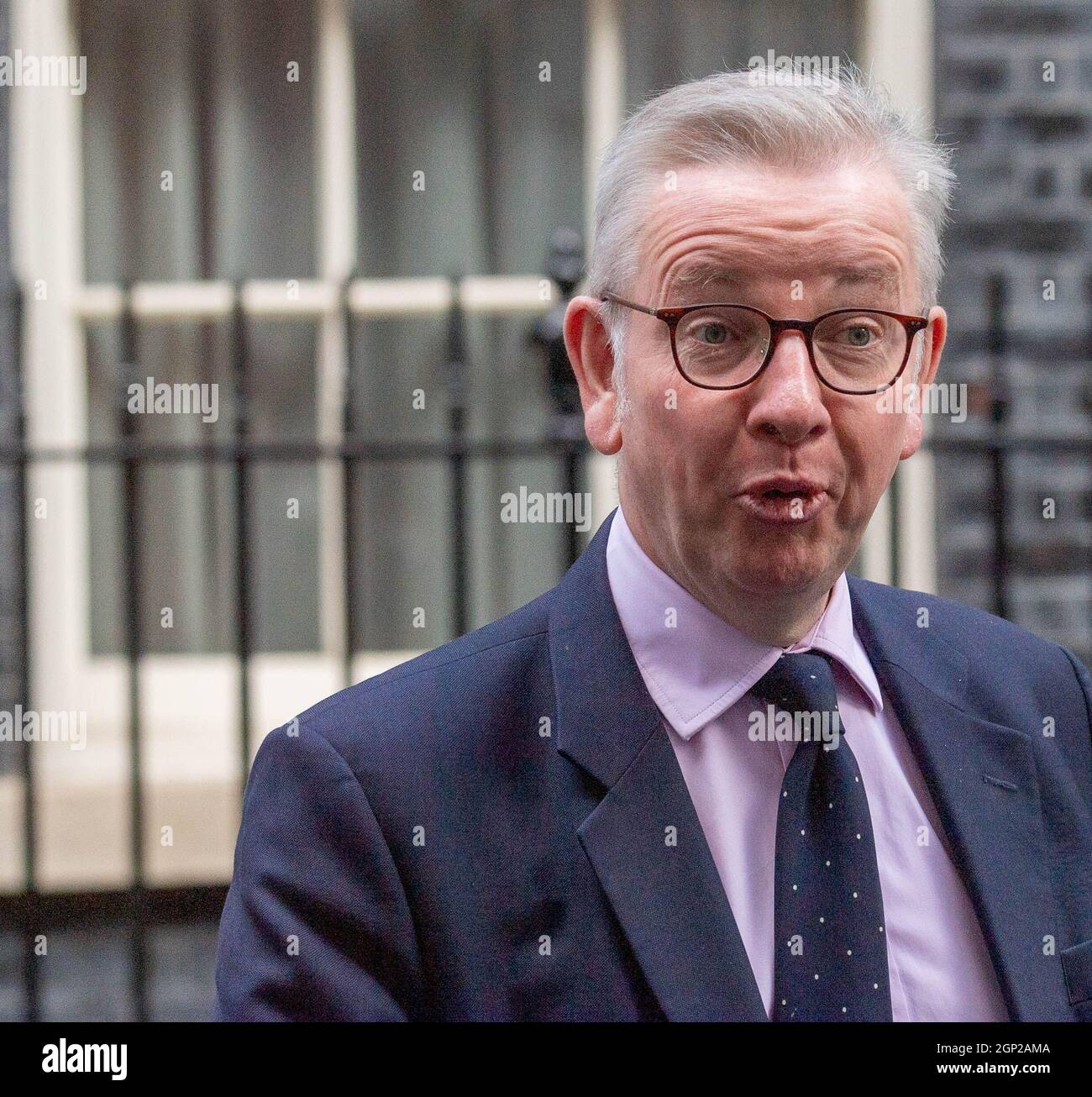 London, Großbritannien. September 2021. Michael Gove, Secretary of State for Housing, Communities and Local Government Arrives at 10 Downing Street London Credit: Ian Davidson/Alamy Live News Stockfoto