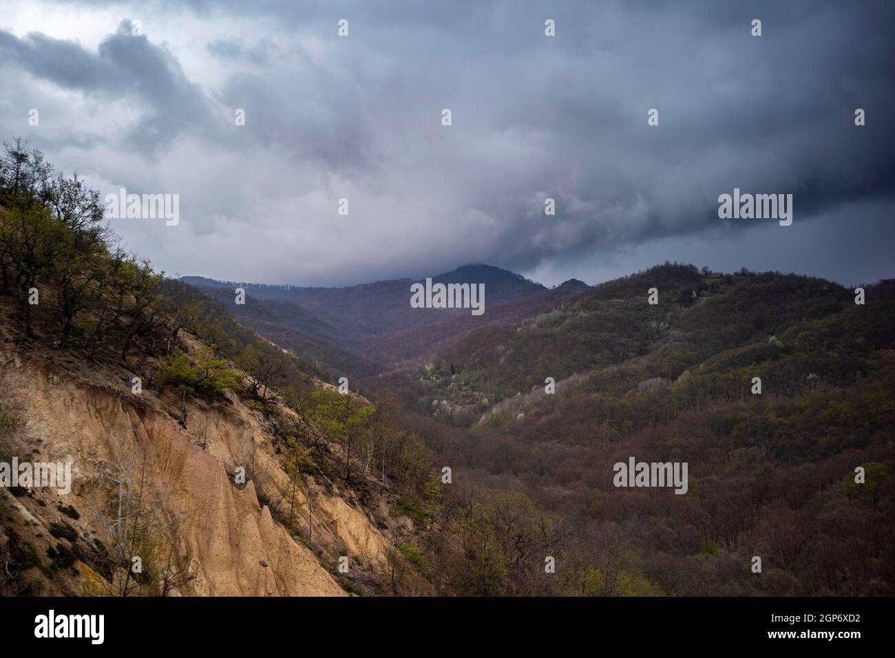 Wolken über Radan, Davolja varos, Kursumlija, Serbien Stockfoto