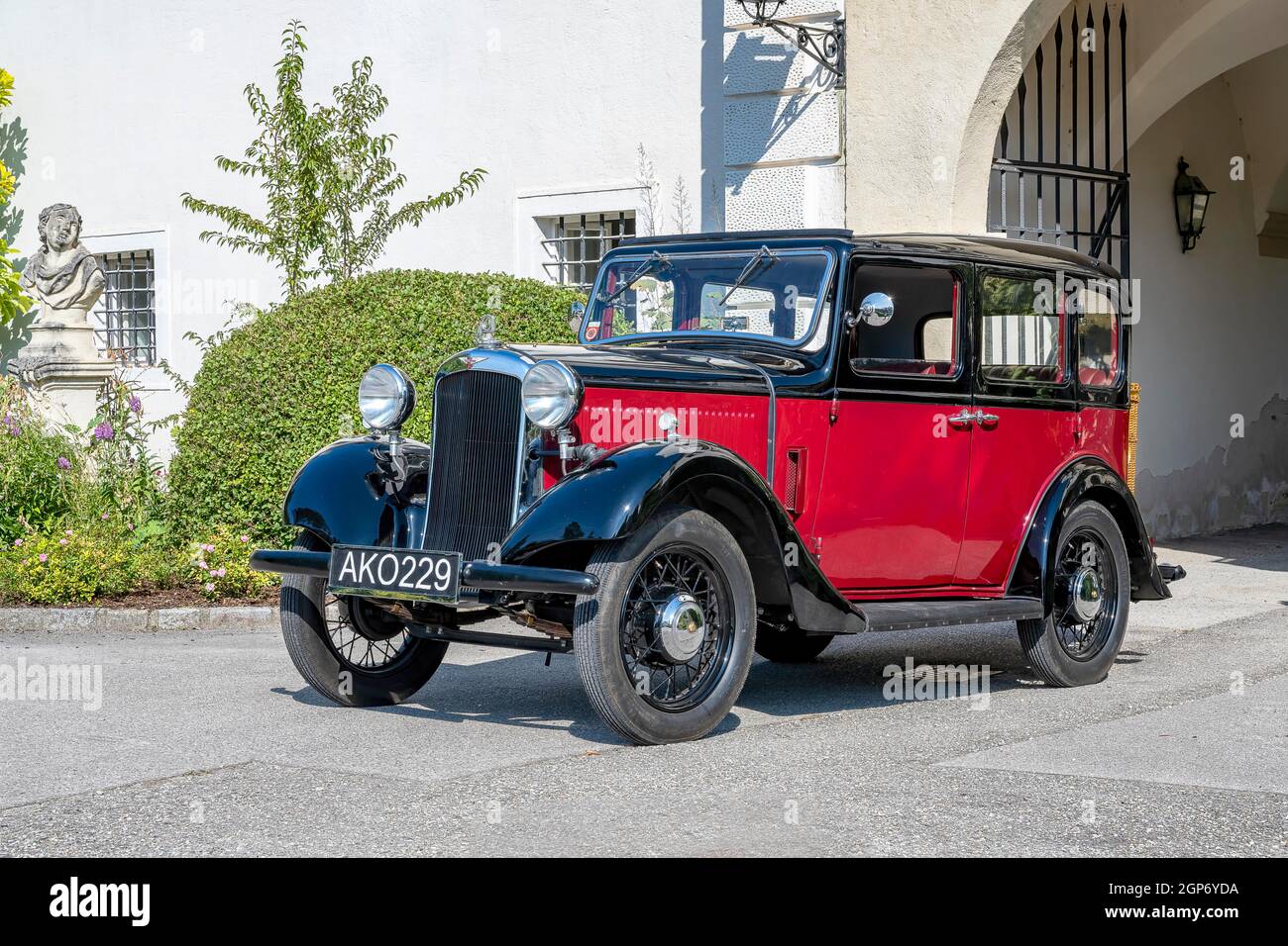 Oldtimer Hillman Minx Baujahr 1933, 3 Gänge, 1, 185 cm Hubraum, 4 Zylinder, 30 ps, 950 kg Gewicht, Schloss Neuaigen, Österreich Stockfoto