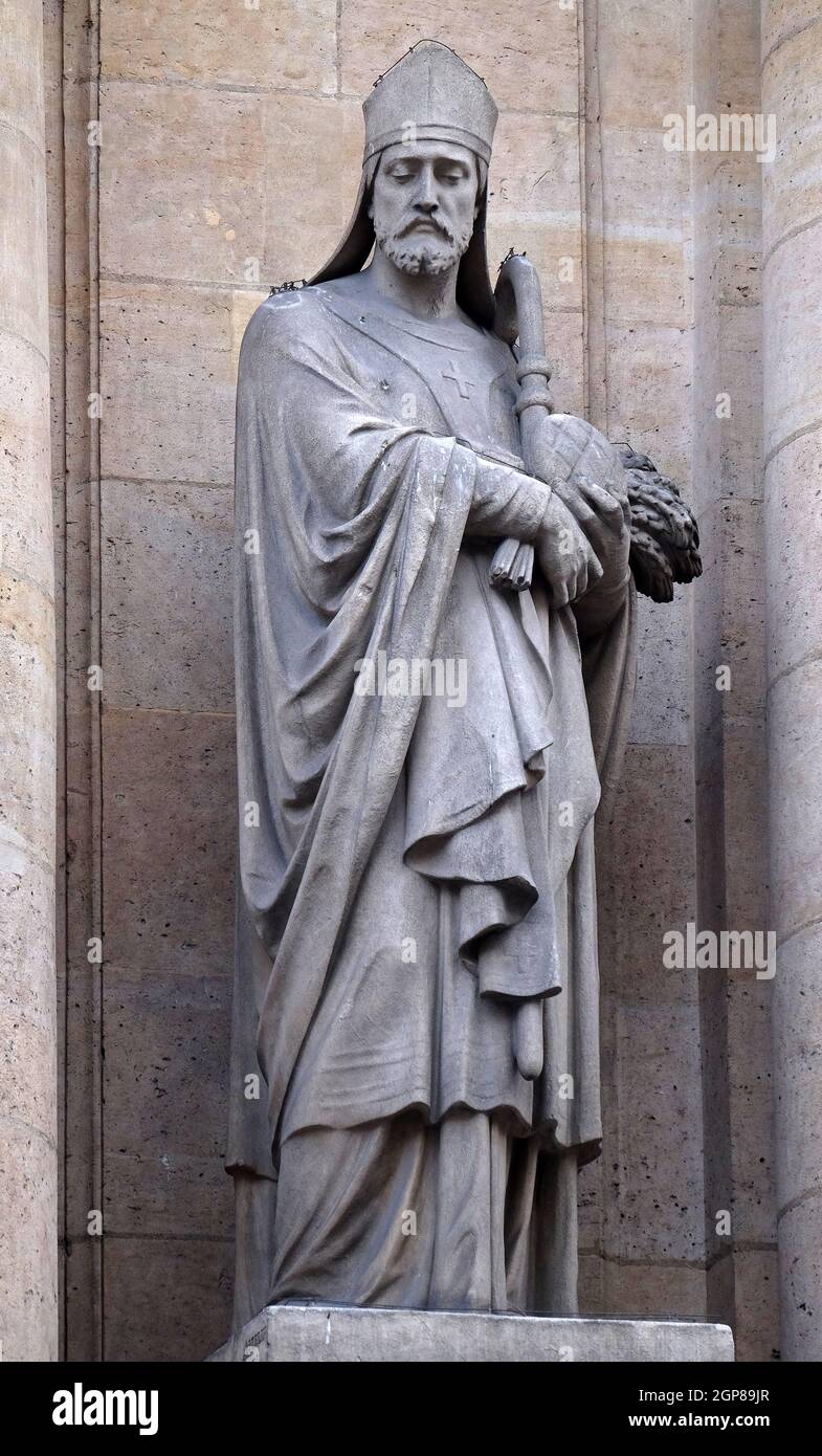 Saint Honoratus von Amiens, Statue auf dem Portal der Kirche Saint-Roch in Paris, Frankreich Stockfoto