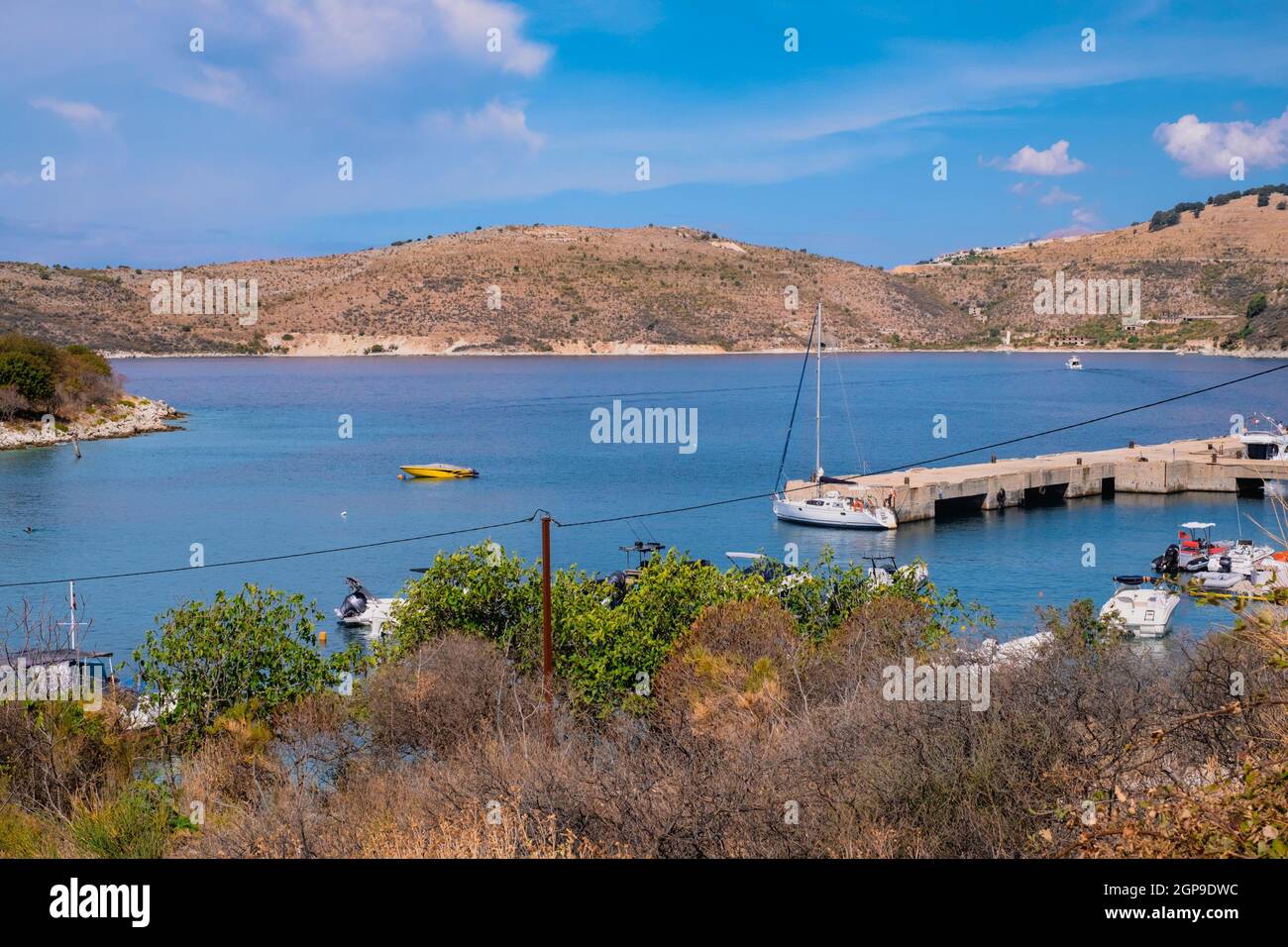 Berühmte Bucht Porto Palermo im Süden albaniens Stockfoto