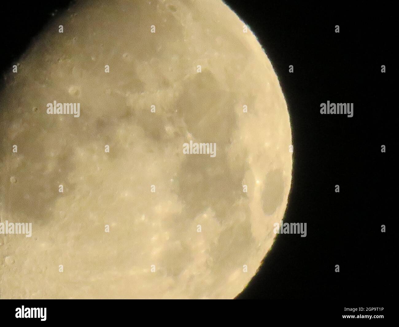 Mond Raum Satellit Himmel Nacht wachsende Erdkrater Stockfoto