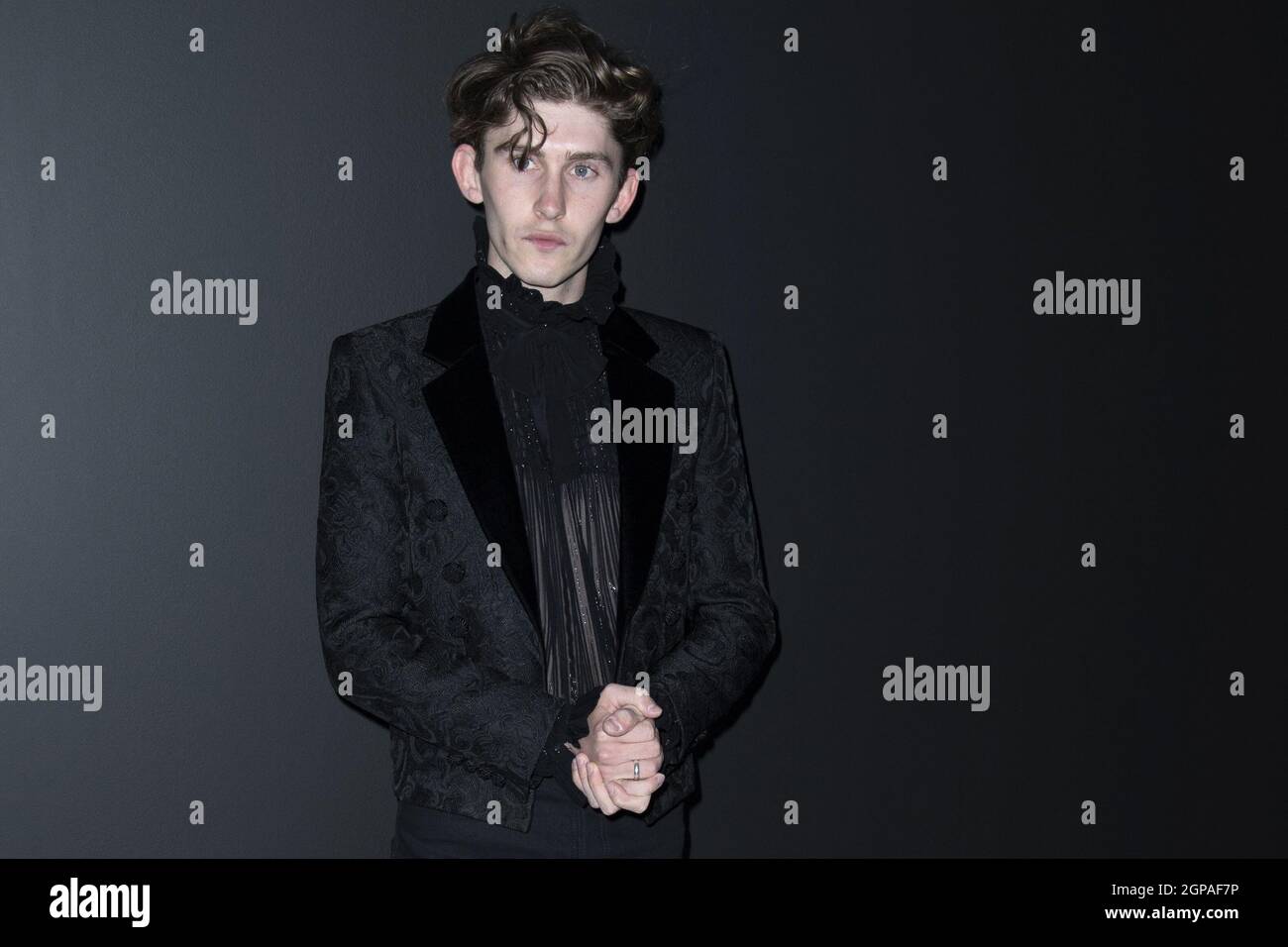 Paris, Frankreich. September 2021. Fionn O'Shea, der am 28. September 2021 an der Frühjahr/Sommer 2021-Show von Saint Laurent im Rahmen der Paris Fashion Week in Paris, Frankreich, teilnahm. Foto von Aurore Marechal/ABACAPRESS.COM Quelle: Abaca Press/Alamy Live News Stockfoto