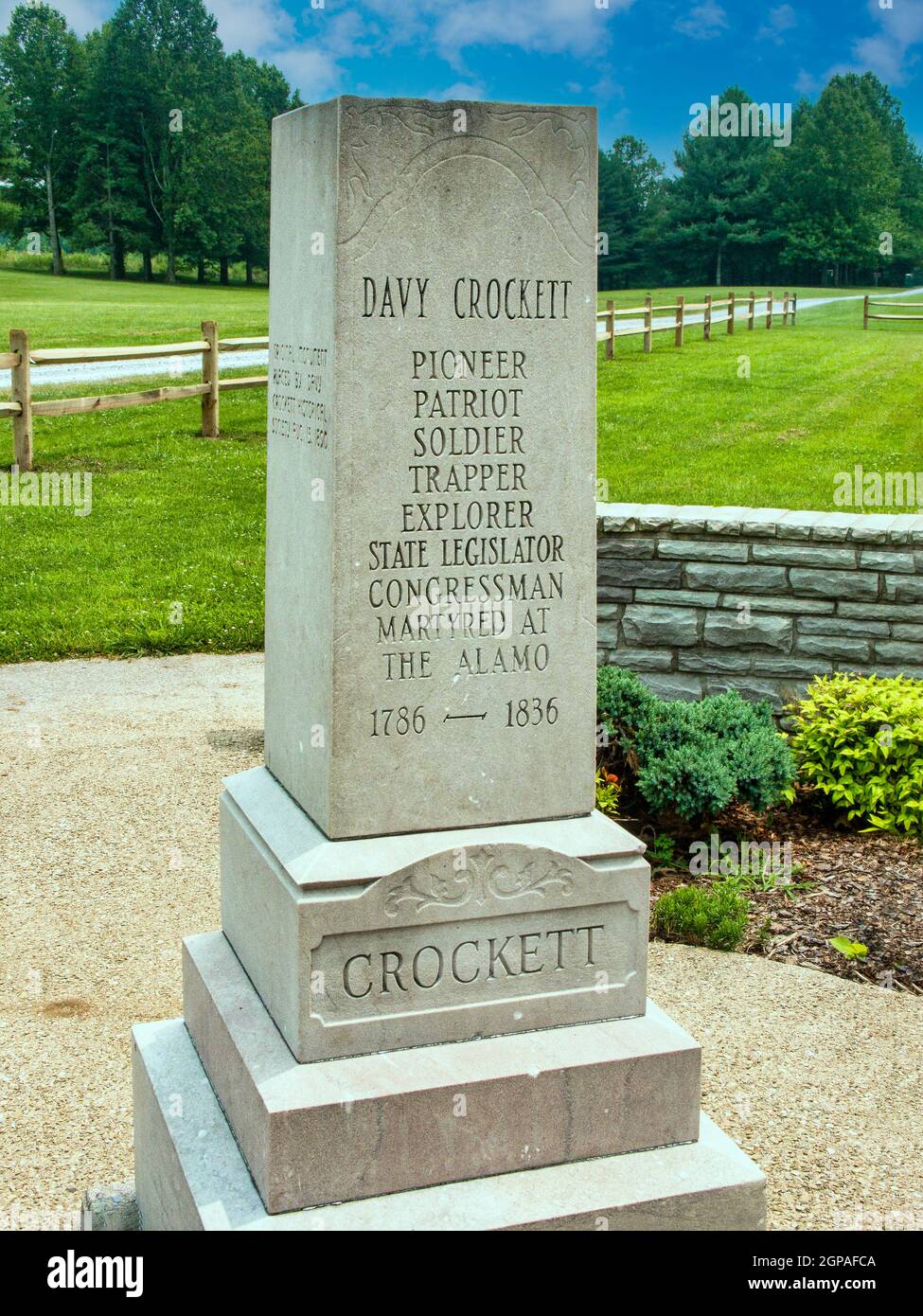 Das Crockett Memorial im Davy Crockett Birthplace State Park in Limestone, Tennessee