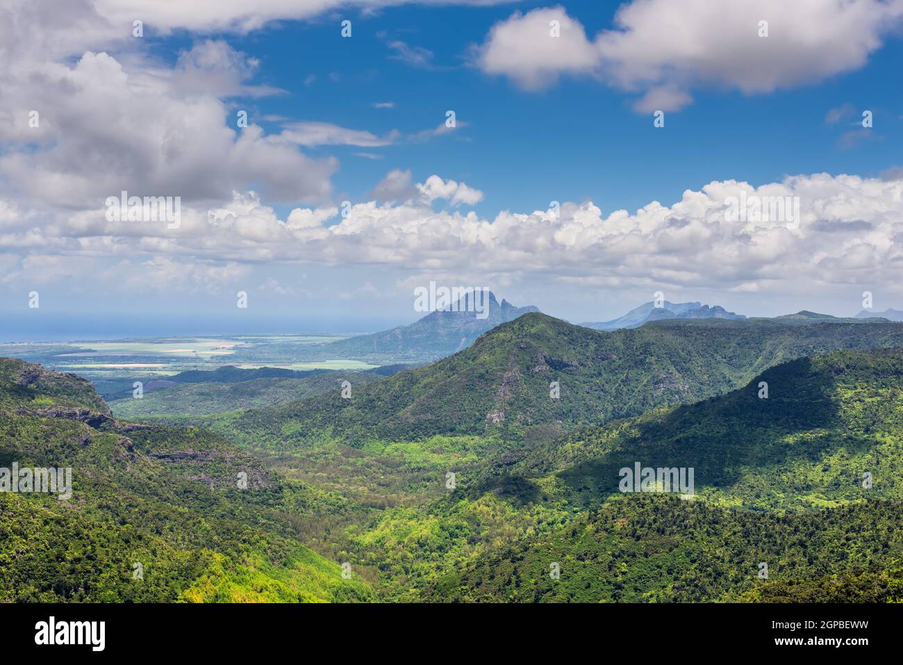 Panoramablick auf der Black River Gorges National Park, Schluchten Aussichtspunkt in Mauritius Stockfoto