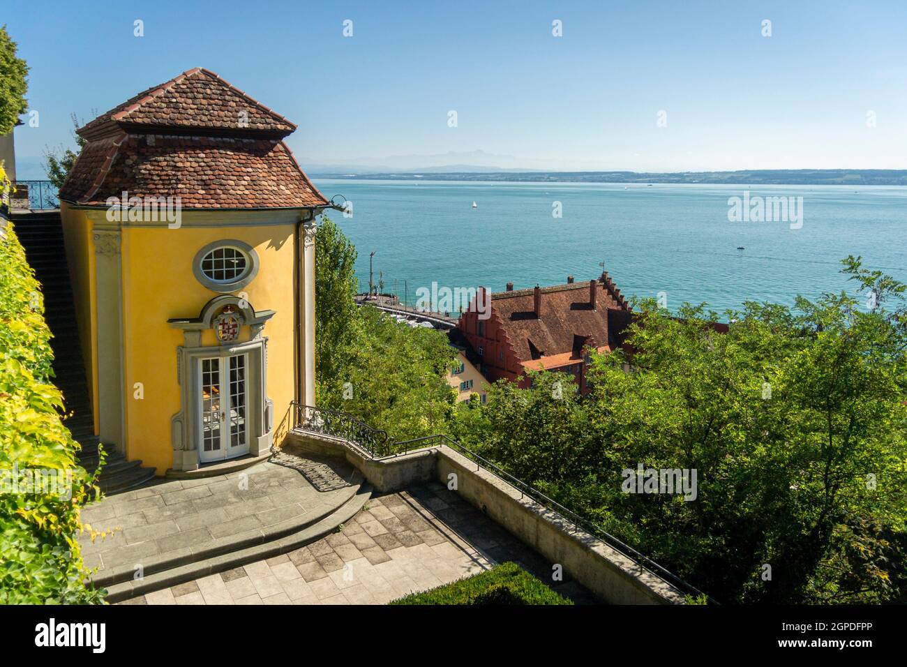 Blick auf den Bodensee vom Neuen Schloss in der Stadt Meersburg, Deutschland Stockfoto