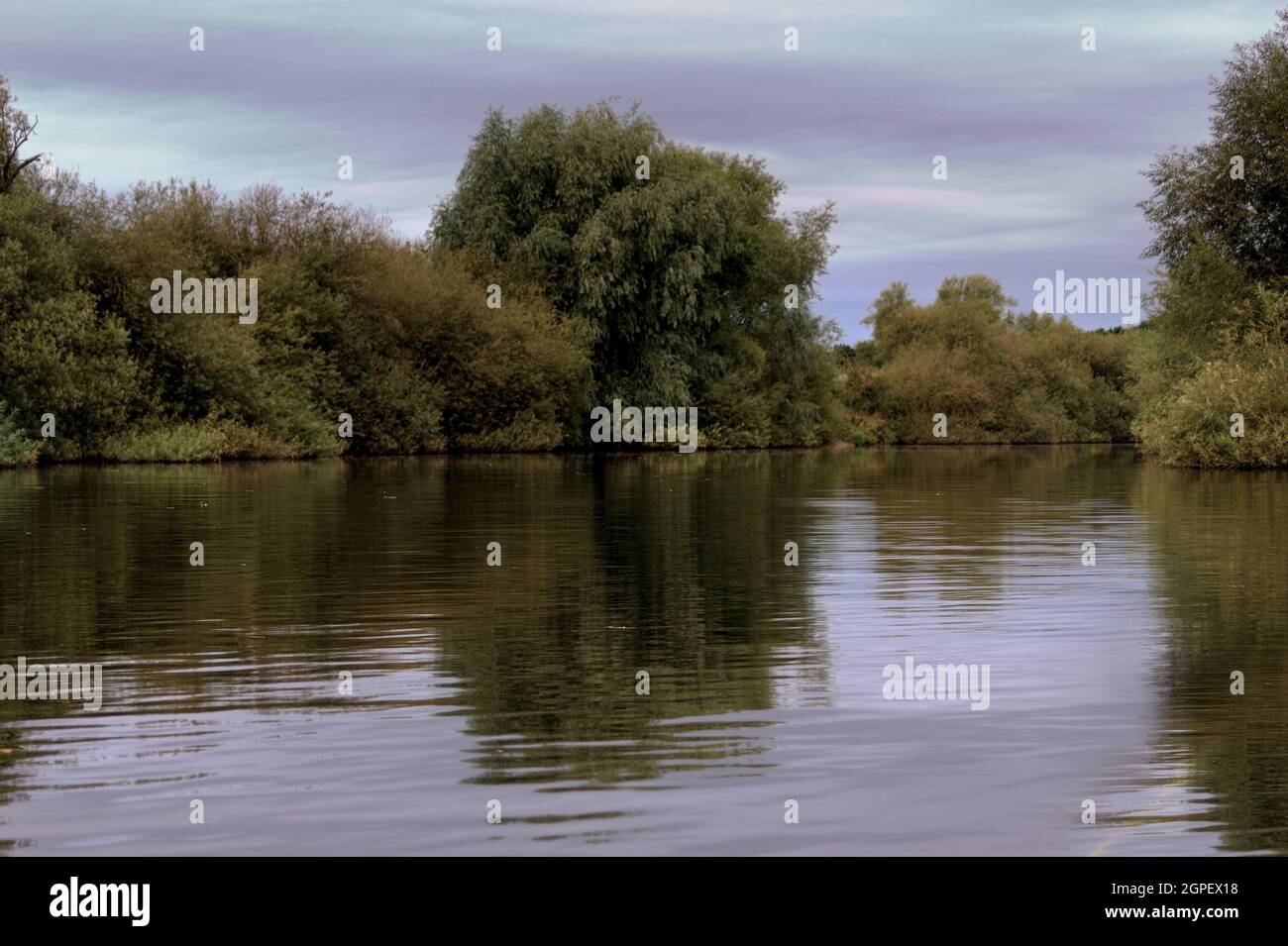 Aufnahme des Flusses Ouse bei York, North Yorkshire: Aus dem Kajak gerissen Stockfoto
