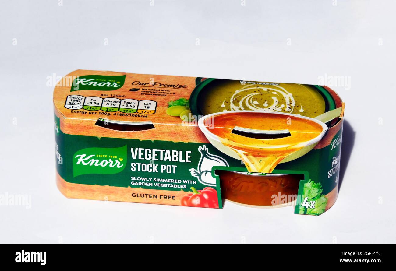 Packung Knorr Gemüsefülltopf. Langsam mit Gartengemüse köcheln lassen. Glutenfrei. Stockfoto