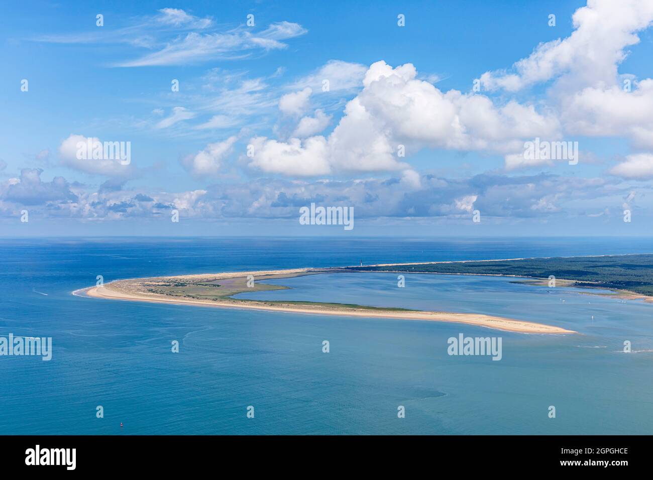 Frankreich, Charente Maritime, Les Mathes, die Pointe und der Leuchtturm de la Coubre (Luftaufnahme) Stockfoto