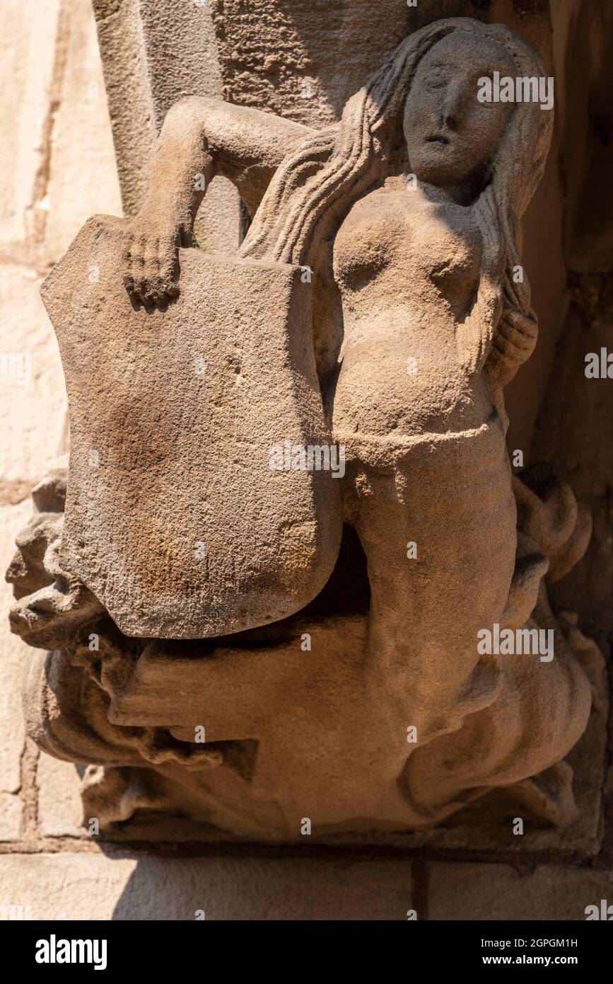 Frankreich, Haute Saone, Luxeuil les Bains, Haus des Kardinals Jouffroy aus dem 15. Jahrhundert, Flachreliefs Stockfoto