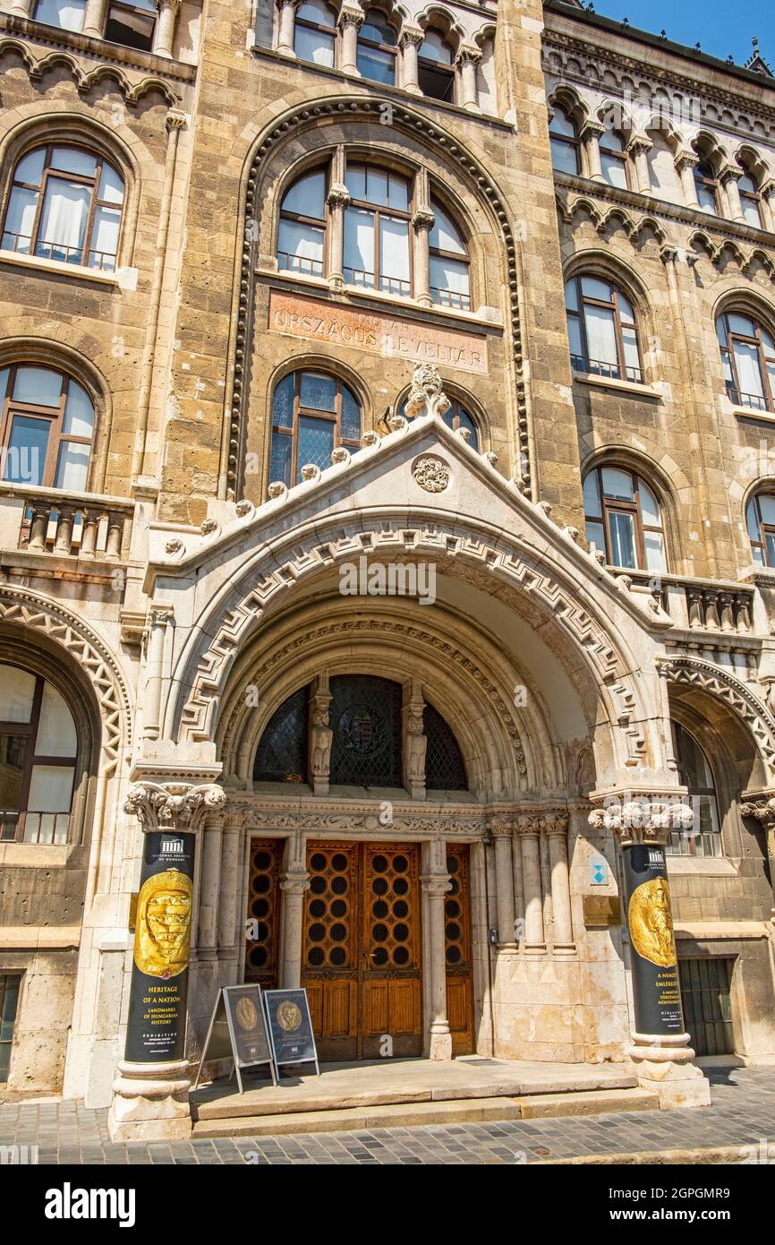 Ungarn, Budapest, von der UNESCO zum Weltkulturerbe erklärt, Buda-Viertel, Burgberg, Ungarisches Nationalarchiv Stockfoto