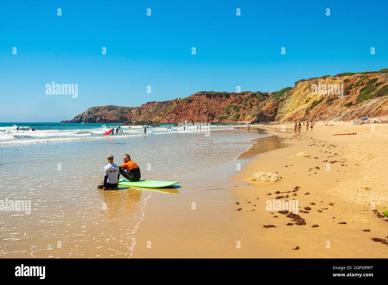 Portugal, Algarve, Westküste des Atlantiks, Praia do Amado Surfers Beach Stockfoto