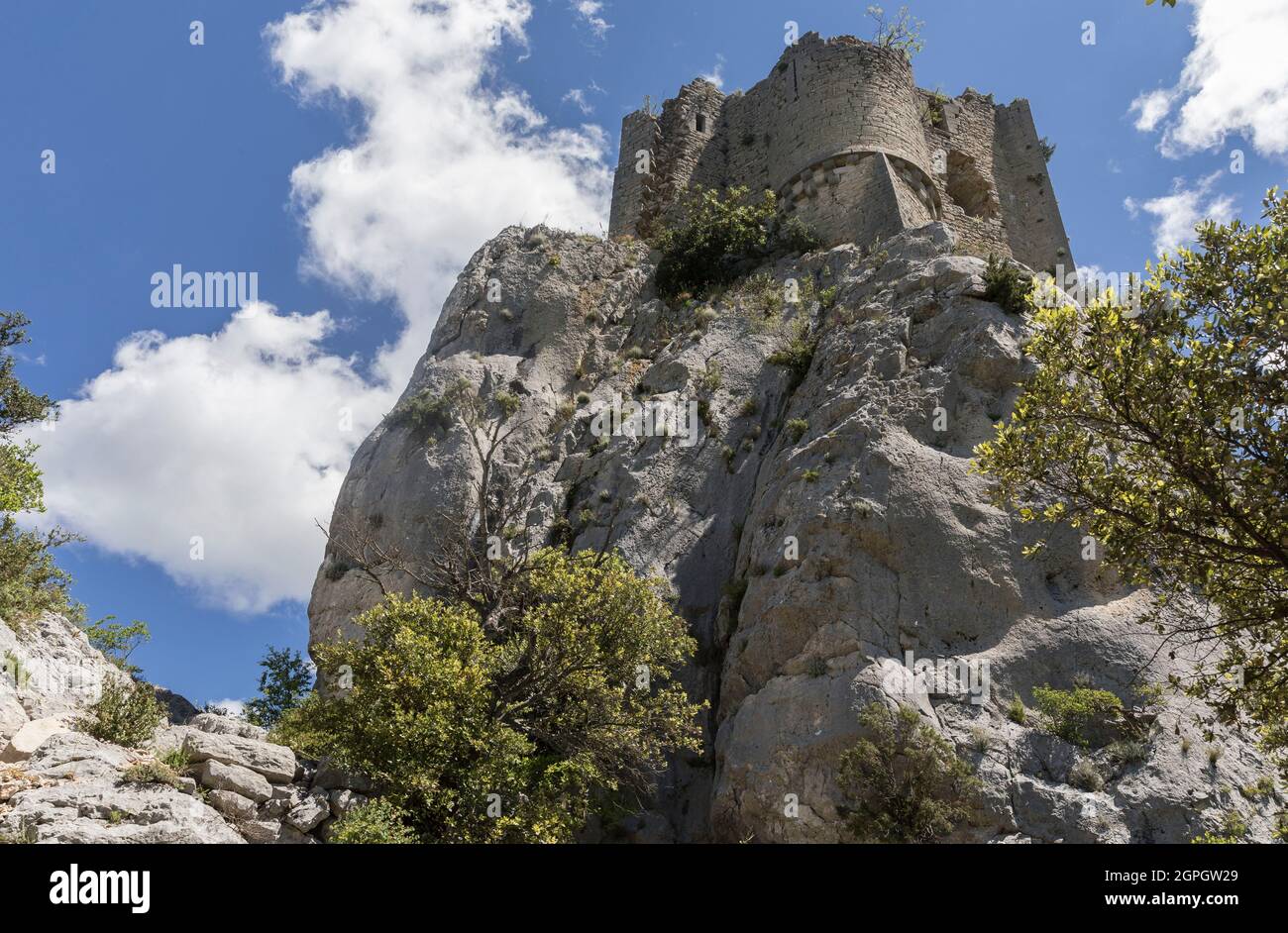 Frankreich, Herault, Valflaunes, Ruinen der Burg Vivioures auf den Hortus-Klippen Stockfoto