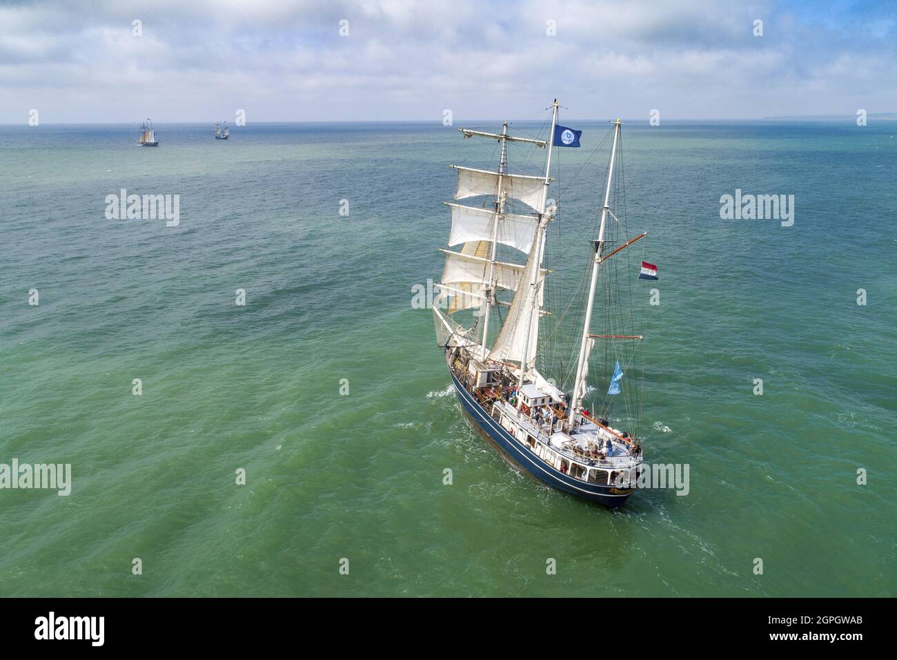 frankreich, pas de calais, boulogne sur mer, Seefest, Ausschiffung aus dem Thalassa, holländisches 3-Mast-Boot (Luftaufnahme) Stockfoto