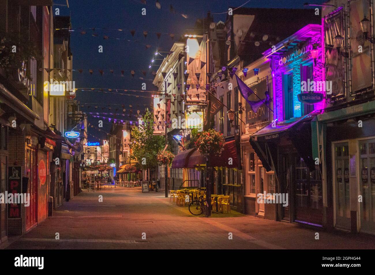 EINDHOVEN, NIEDERLANDE - 29. AUGUST 2016: Fußgängerzone im Zentrum von Eindhoven, Niederlande Stockfoto