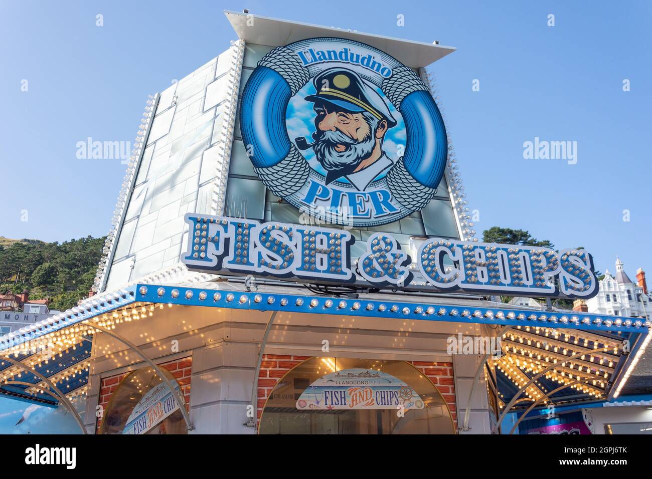 Llandudno Pier Fish & Chips Kiosk, Llandudno, Conwy County Borough, Wales, Vereinigtes Königreich Stockfoto