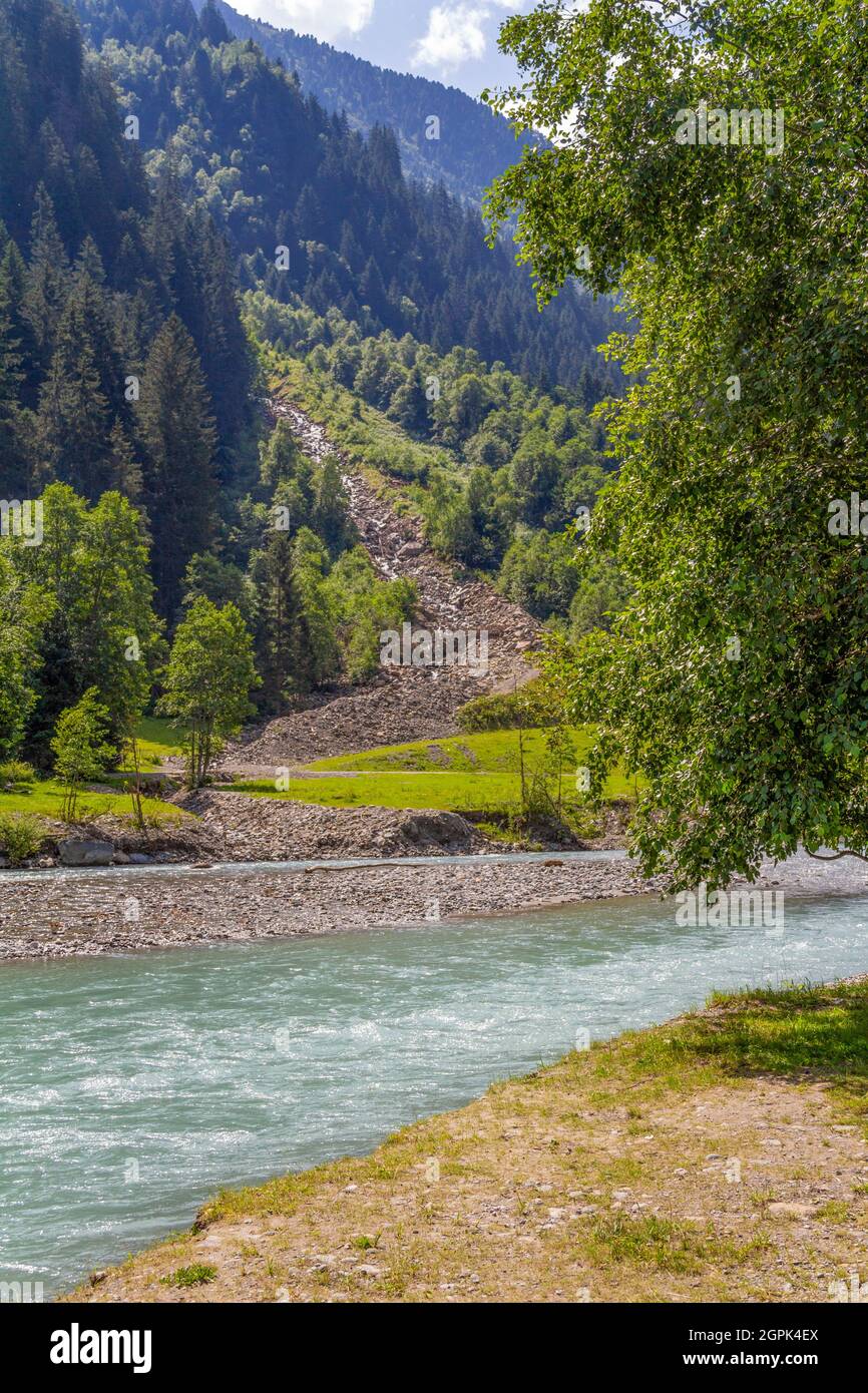 Riverside Impression rund um das Stubaital in Tirol, einem Ortsteil in Österreich Stockfoto