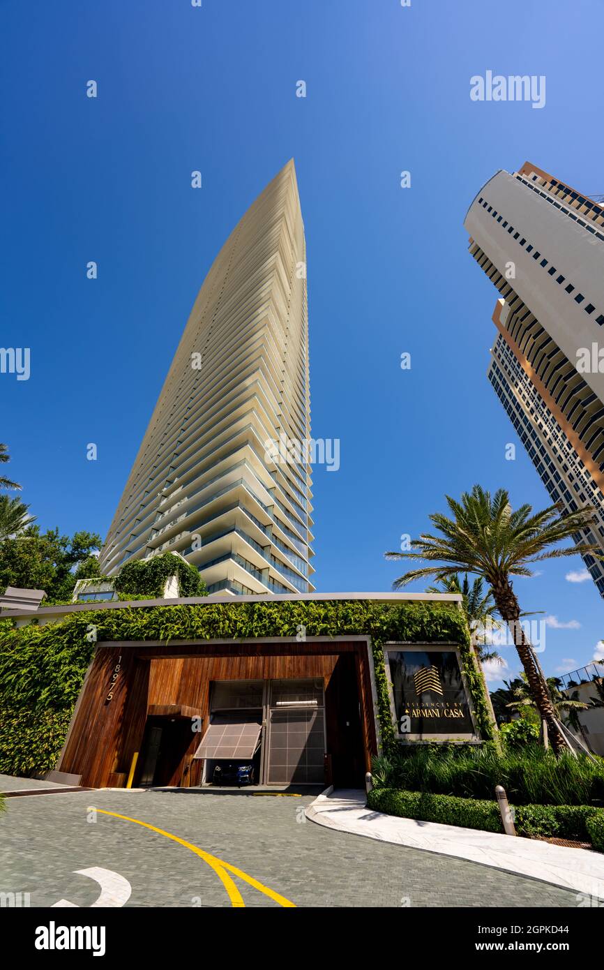 Sunny Isles Beach, FL, USA - 26. September 2021: Armani Casa Sunny Isles Beach Florida USA Stockfoto
