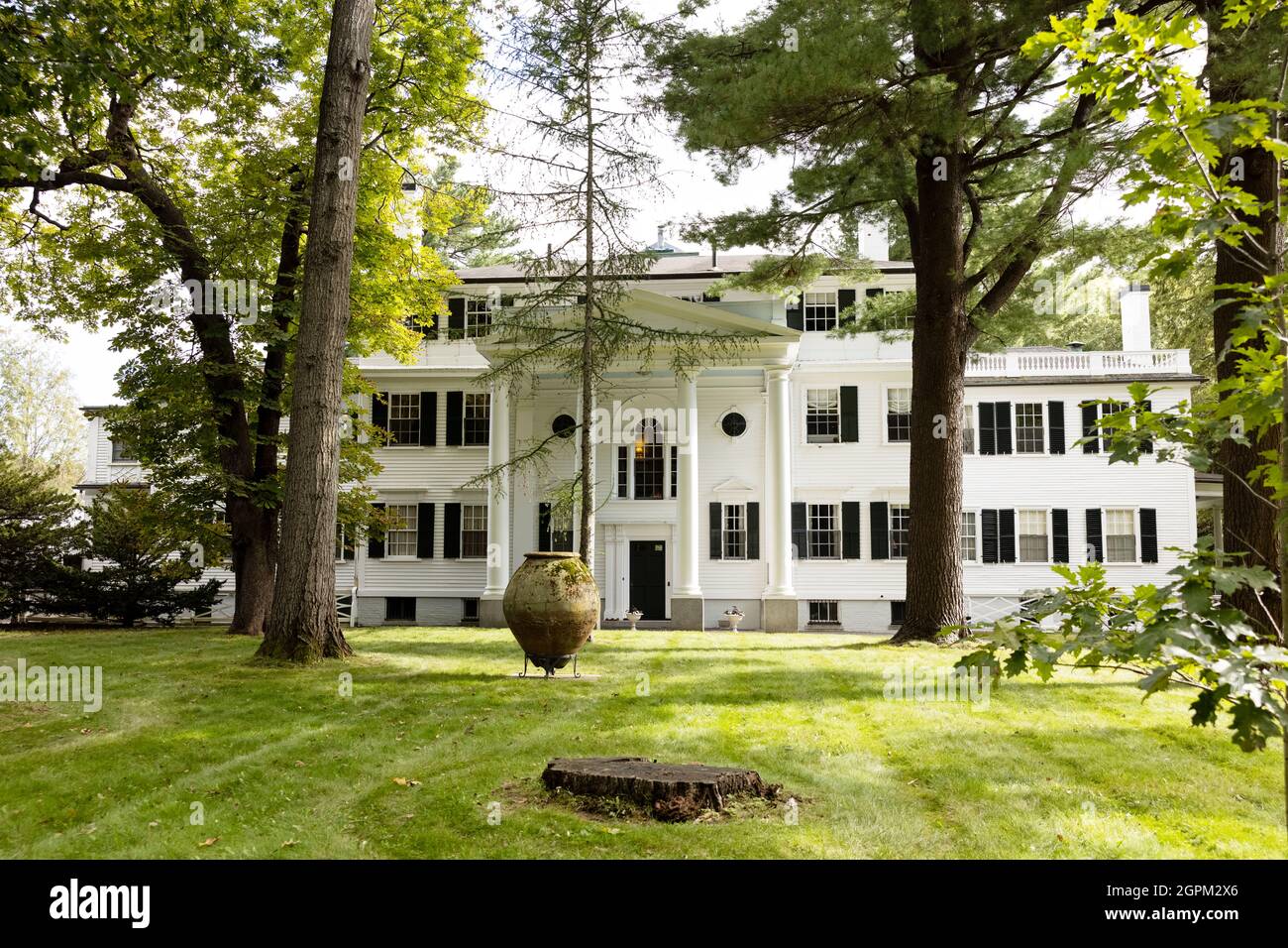 Das Herrenhaus in Glen Magna Farms, einem historischen Anwesen in Danvers, Massachusetts, USA. Das Anwesen gehörte den Familien Peabody und Endicott. Stockfoto