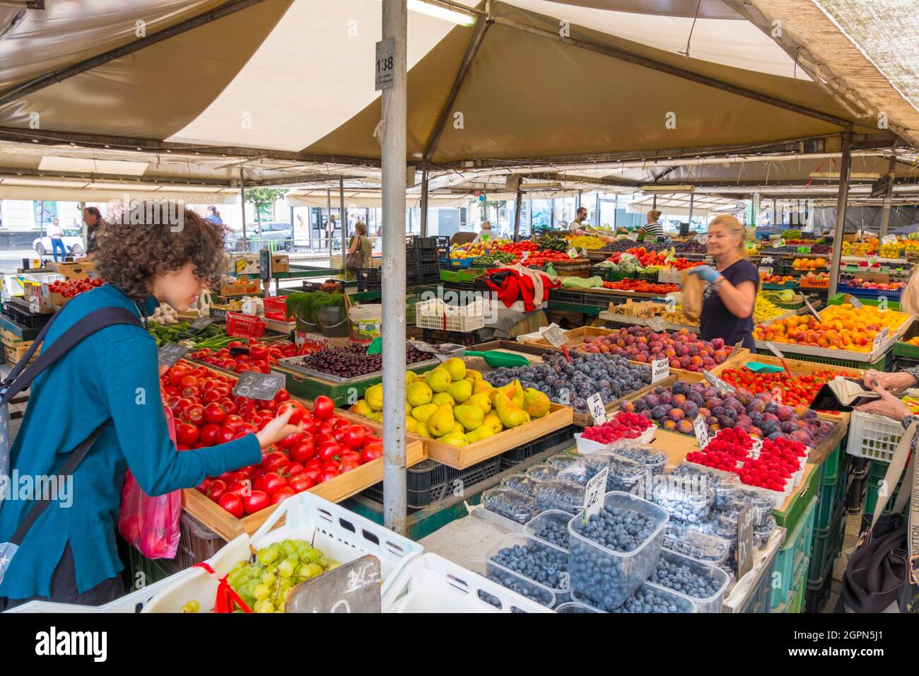 Poznan markt Fotos und Bildmaterial in hoher Auflösung Alamy