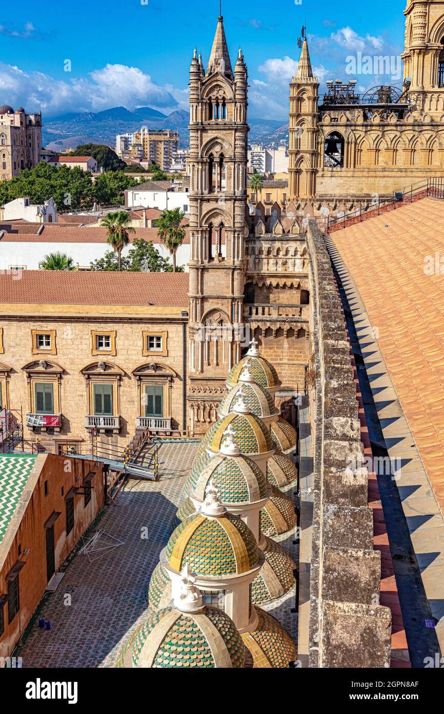 Die Kathedrale von Palermo vom Dach aus gesehen. Sizilien. Stockfoto