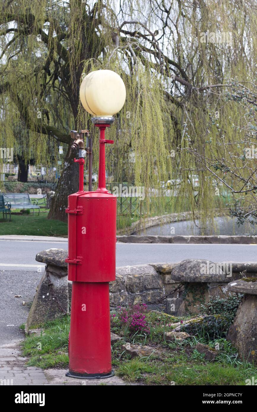 Alte Kraftstoffpumpe Stockfoto