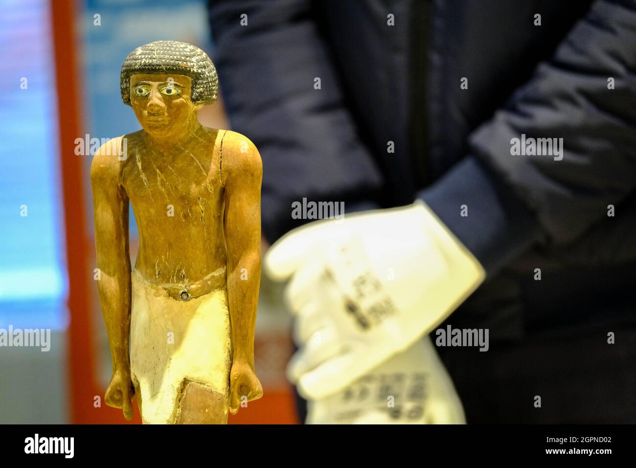 Die Abbildung zeigt ein geplündertes Kunstobjekt, das am Donnerstag, dem 30. September 2021, in Brüssel bei einer Pressekonferenz zur RE nach Ägypten zurückgebracht wird Stockfoto
