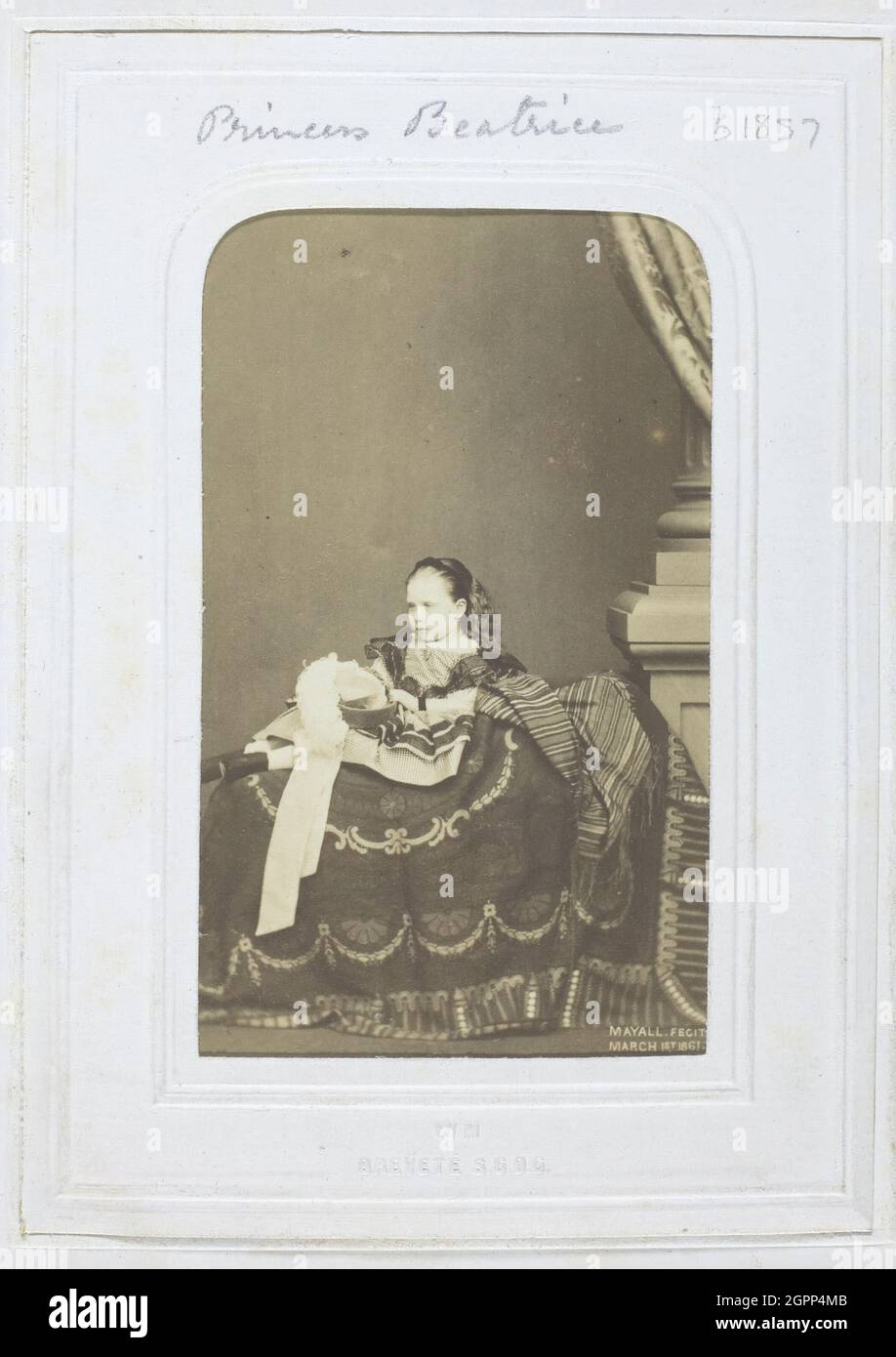 Prinzessin Beatrice, 1861. [Porträt von Prinzessin Beatrice, Tochter von Königin Victoria]. Albumin-Druck. Stockfoto