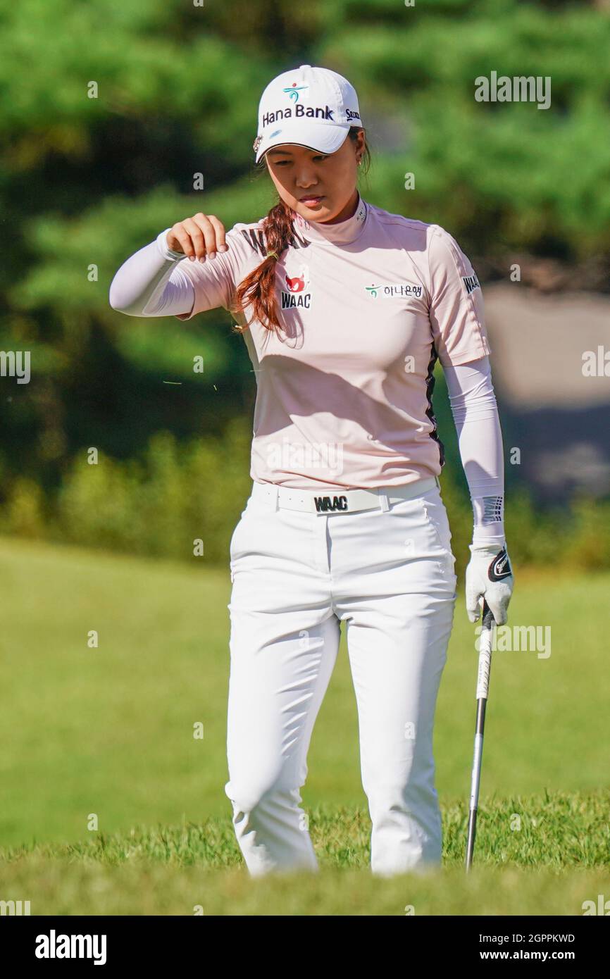 Pocheon, Gyeonggi, Südkorea. September 2021. Sep 30, 2021-Pocheon, Südkorea-Lee Min Ji von Australien Aktion auf dem 4. Green während einer KLPGA HANA FINANZGRUPPE CHAMPIONSHIP bei Adonis CC in Pocheon, Südkorea. (Bild: © JJ-Joung via ZUMA Press Wire) Stockfoto