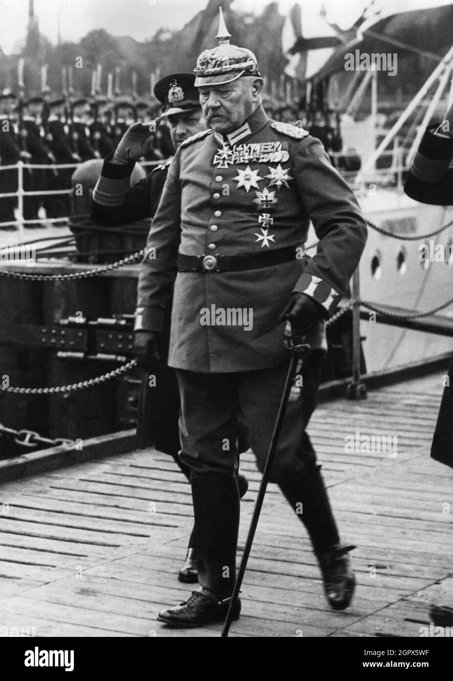 Präsident des Deutschen Reiches Paul von Hindenburg in Feldmarschalluniform, c. 1930. Private Sammlung. Stockfoto