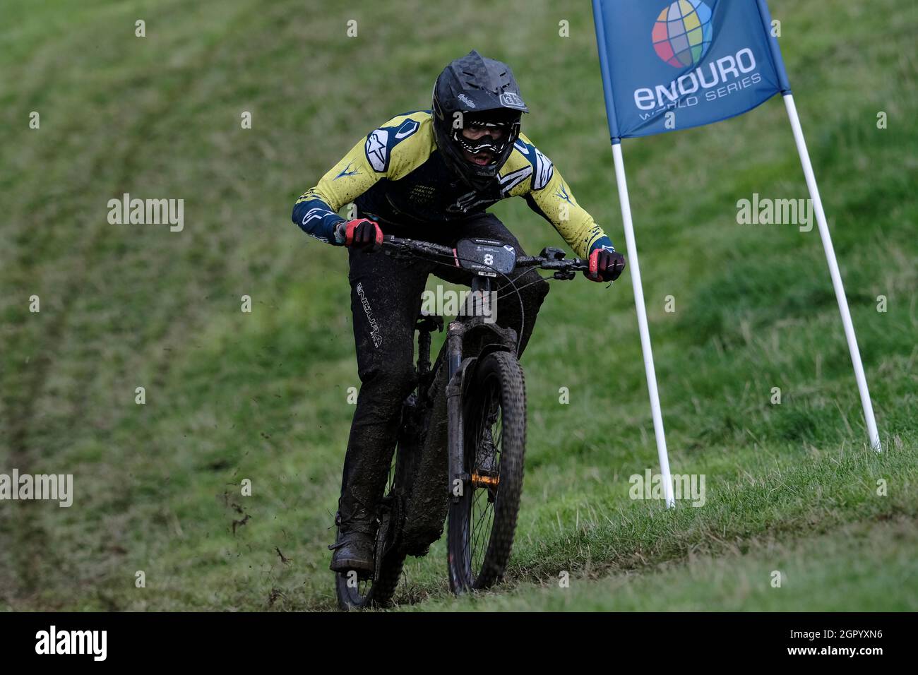 Innerleithen, Großbritannien. September 2021. Vittoria EWS-E Tweed Valley, Innerleithen, UK Martyn BROOKES (GBR) auf dem letzten Abschnitt der EWS-E Pro Klasse geht es ins Ziel. Kredit: Rob Gray/Alamy Live Nachrichten Stockfoto