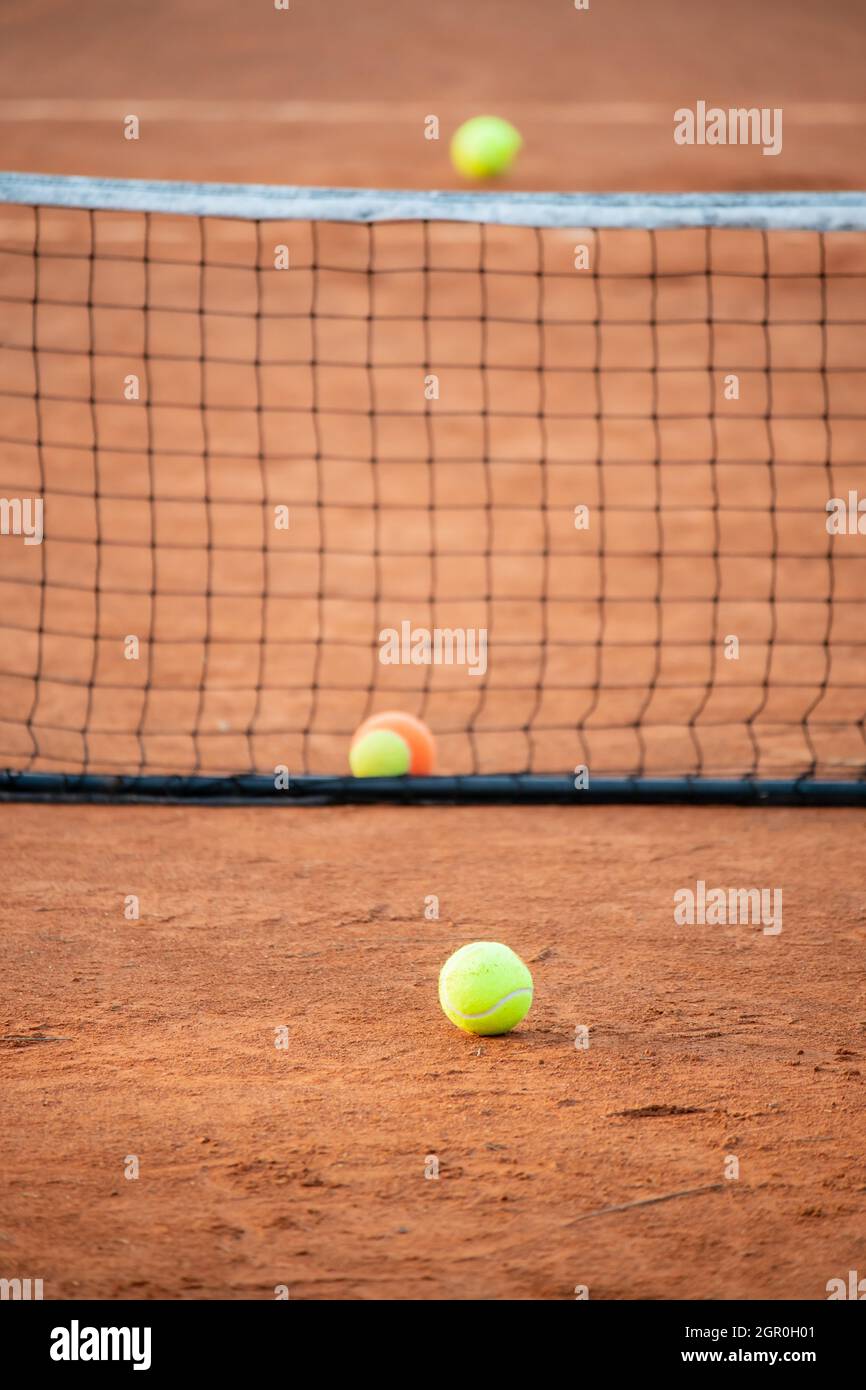 In der Nähe von Tennis Bälle auf Gericht Stockfotografie - Alamy