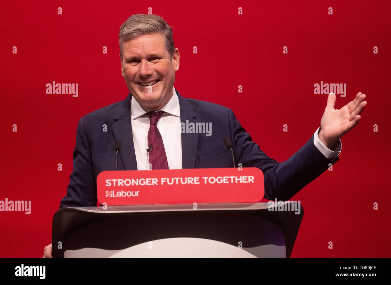 Der Gewerkschaftsführer Sir Keir Starmer hält seine erste Rede vor den Delegierten der Arbeitskonferenz in Brighton. Stockfoto