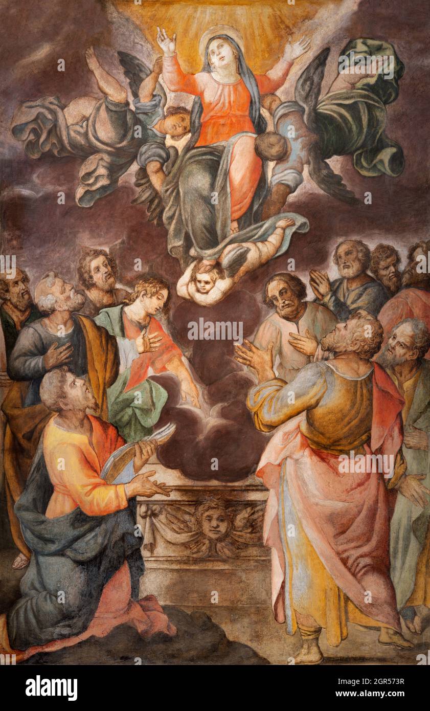 ROM, ITALIEN - 1. SEPTEMBER 2021: Das Fresko der Himmelfahrt in der Kirche Santa Maria in Monserrato von Francesco Nappi (1624 - 1626). Stockfoto