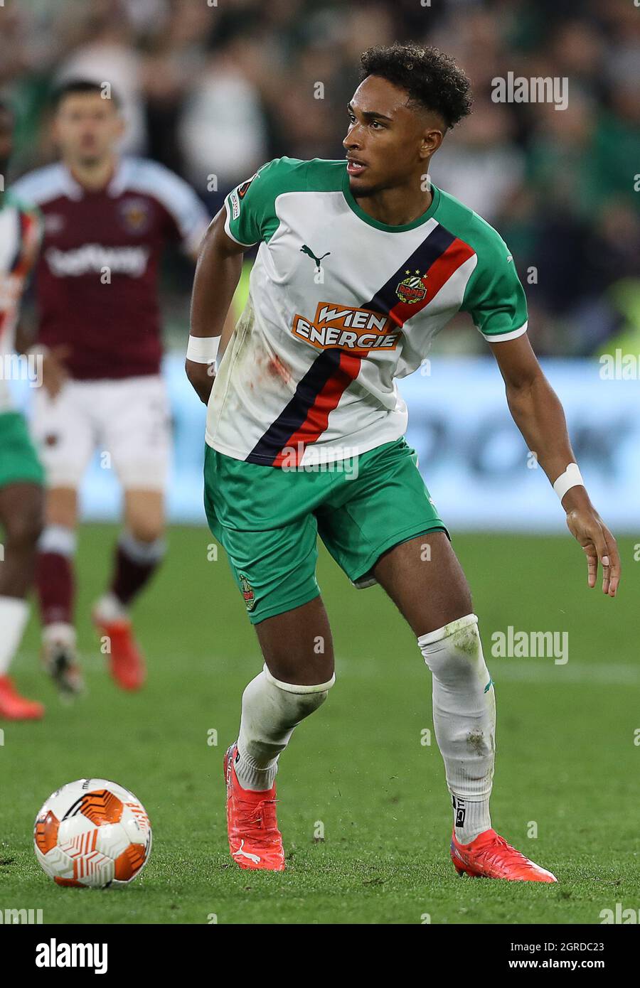 London, Großbritannien. September 2021. Emanuel Aiwu von Rapid Vienna während des Spiels der UEFA Europa League im Londoner Stadion. Bildnachweis sollte lauten: Paul Terry/Sportimage Kredit: Sportimage/Alamy Live News Stockfoto