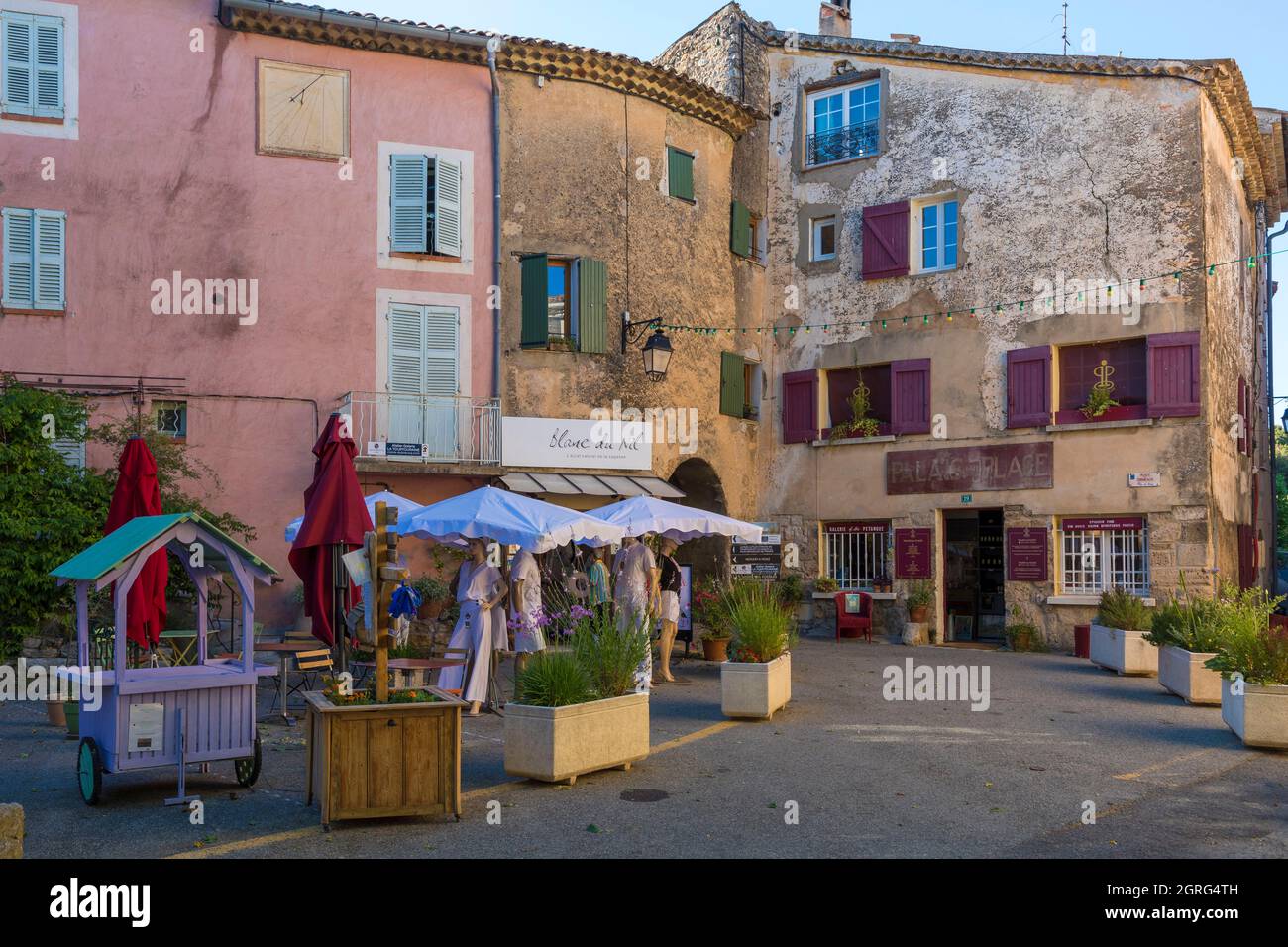 Frankreich, Var, Tourtour, Dorf am Himmel gekennzeichnet Les Plus Beaux Dörfer de France (die schönsten Dörfer Frankreichs) Stockfoto