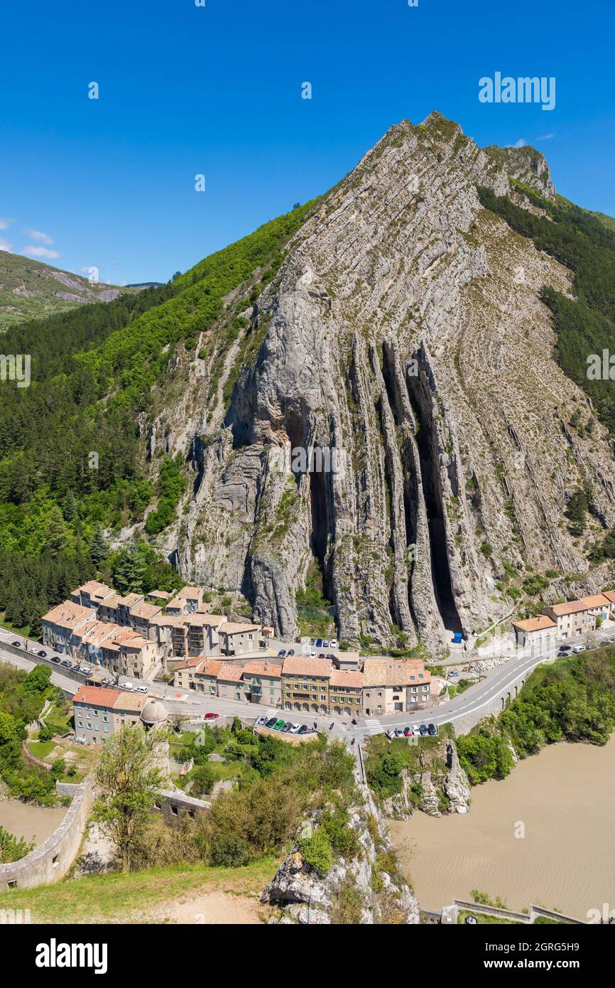 Frankreich, Alpes-de-Haute-Provence, Sisteron, Felsen von Baume Stockfoto