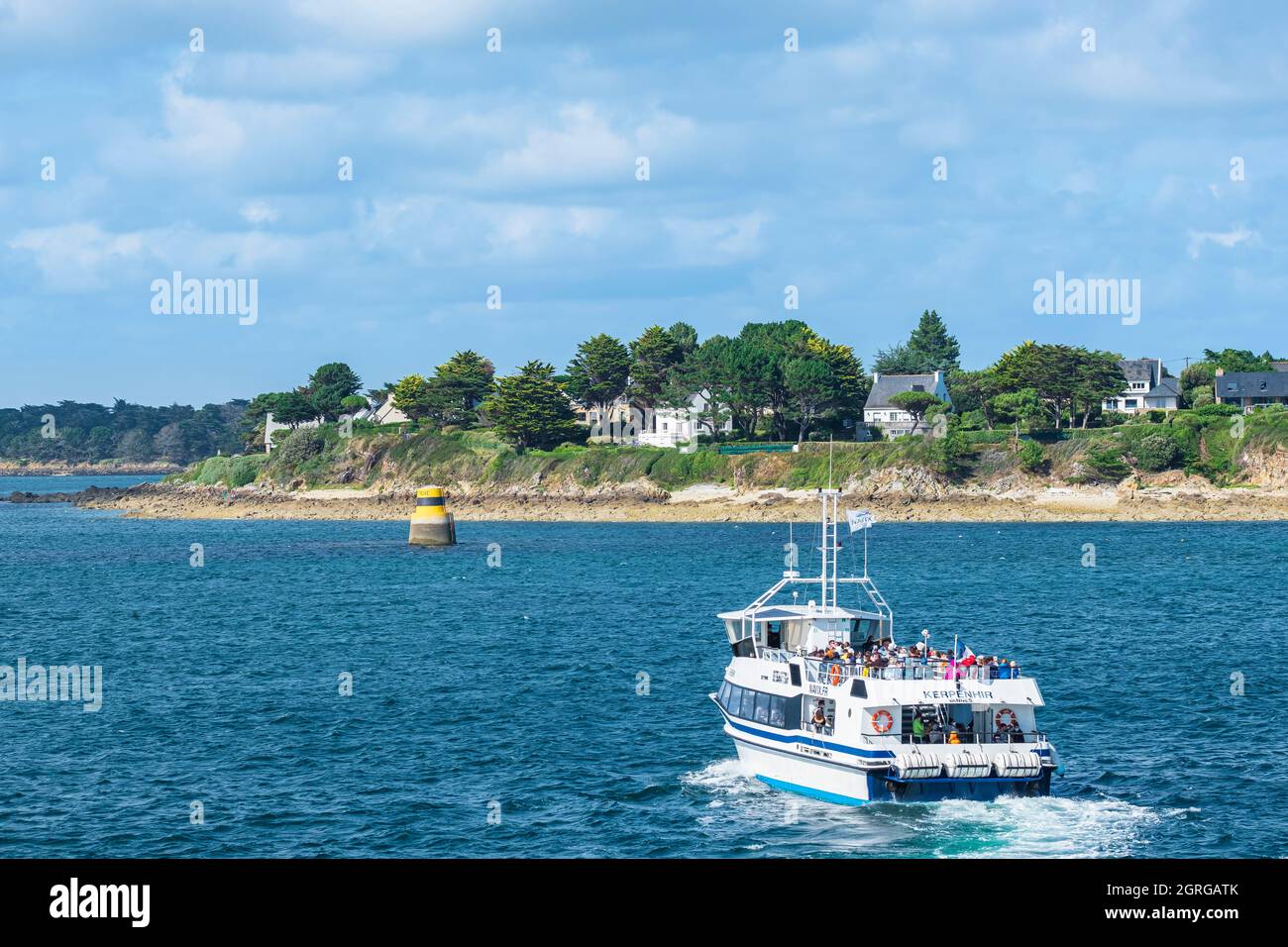 Frankreich, Morbihan, Golf von Morbihan, Halbinsel Rhuys, Arzon, Port-Navalo ehemaliger Fischerhafen, Shuttle-Boot zu den Bretonischen Inseln Stockfoto