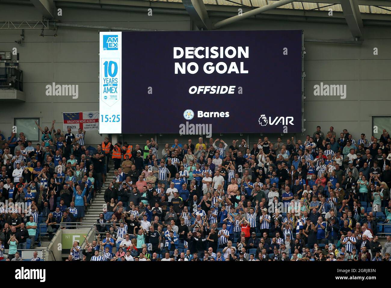 Aktenfoto vom 19-09-2021 eines VAR-Urteils während eines Spiels in der Premier League. Ausgabedatum: Freitag, 1. Oktober 2021. Stockfoto