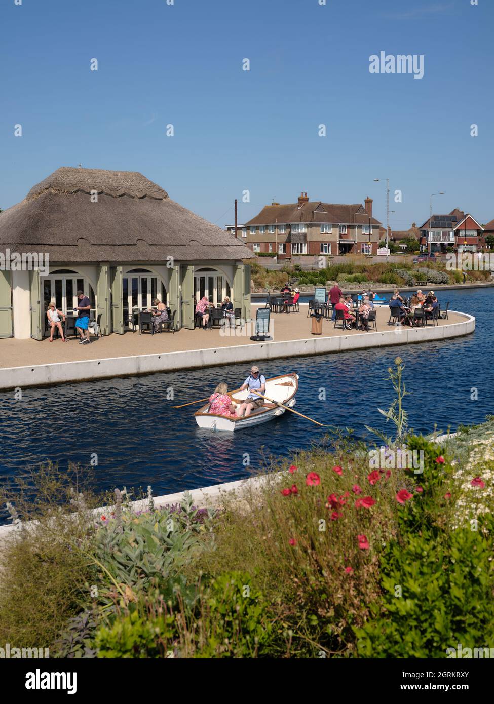 The Water Ways Bootfahren See und Cafe in Great Yarmouth Badeort Stadt an der Norfolk Küste England. Stockfoto