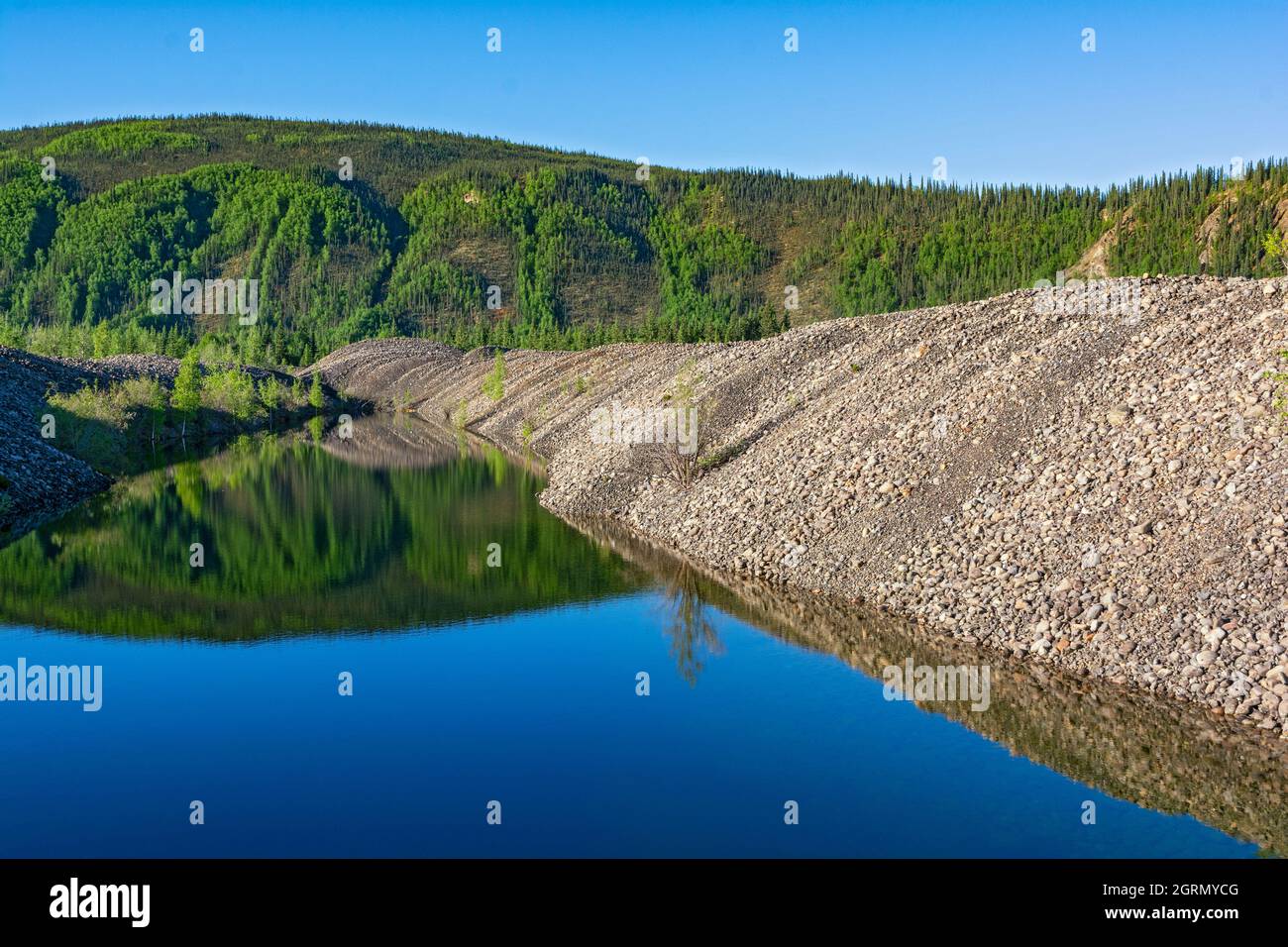 Kanada, Yukon Territory, Klondike Region, Goldbergbau Baggerrückstände Stockfoto