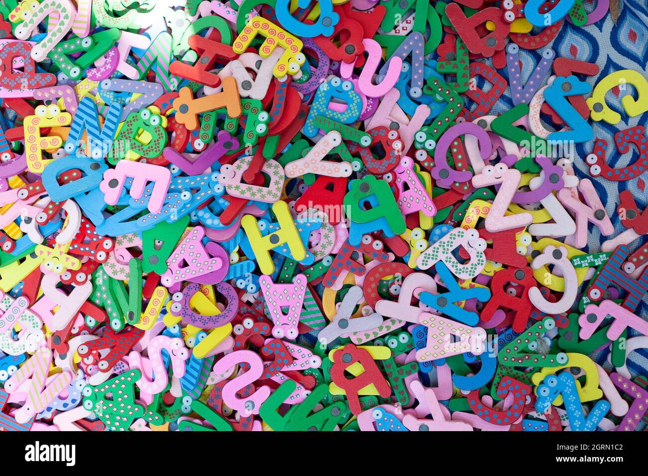 Spielzeug Buchstaben, Alphabet, Zahlen, bunt, Spaß Stock Foto. Stockfoto