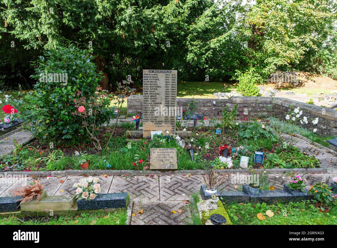 Garten der Erinnerung für Ascensiotide in der Newchurch Pfarrkirche Stockfoto