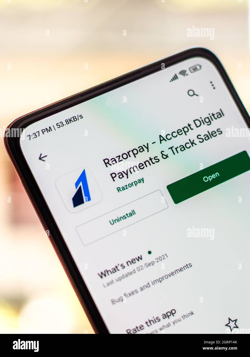 West Bangal, Indien - 28. September 2021 : Razorpay-Logo auf Telefonbildschirm Stock Bild. Stockfoto