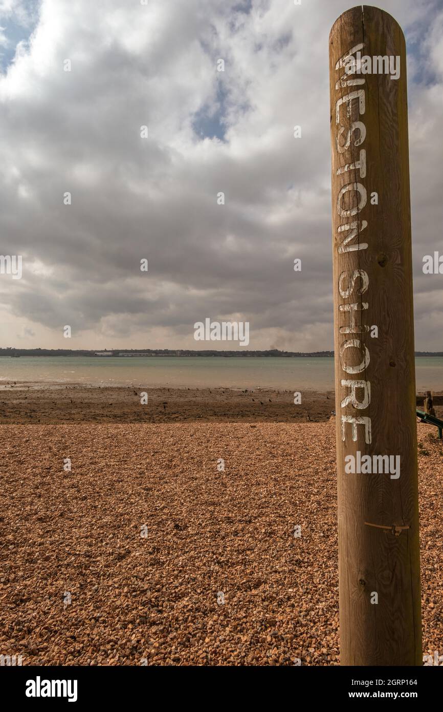 Weston Shore Schild am Southampton Water Hampshire England Stockfoto