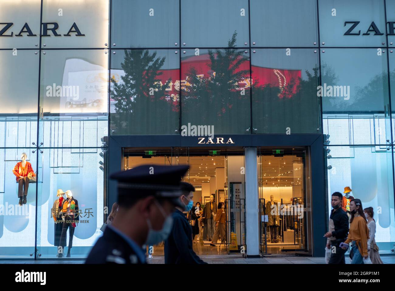 Ein ZARA-Geschäft in Peking, China. 02-Okt-2021 Stockfoto
